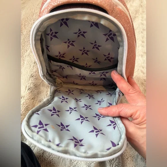 Rebel Athletic makeup bag - Picture 7 of 12